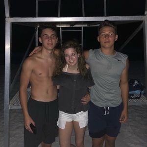 Meet your Posher, Aly